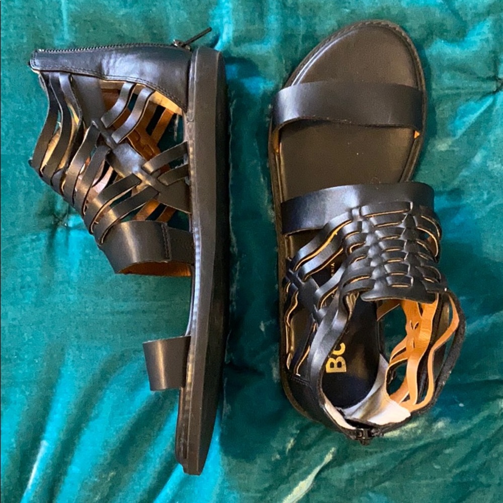 Black Vegan sandals